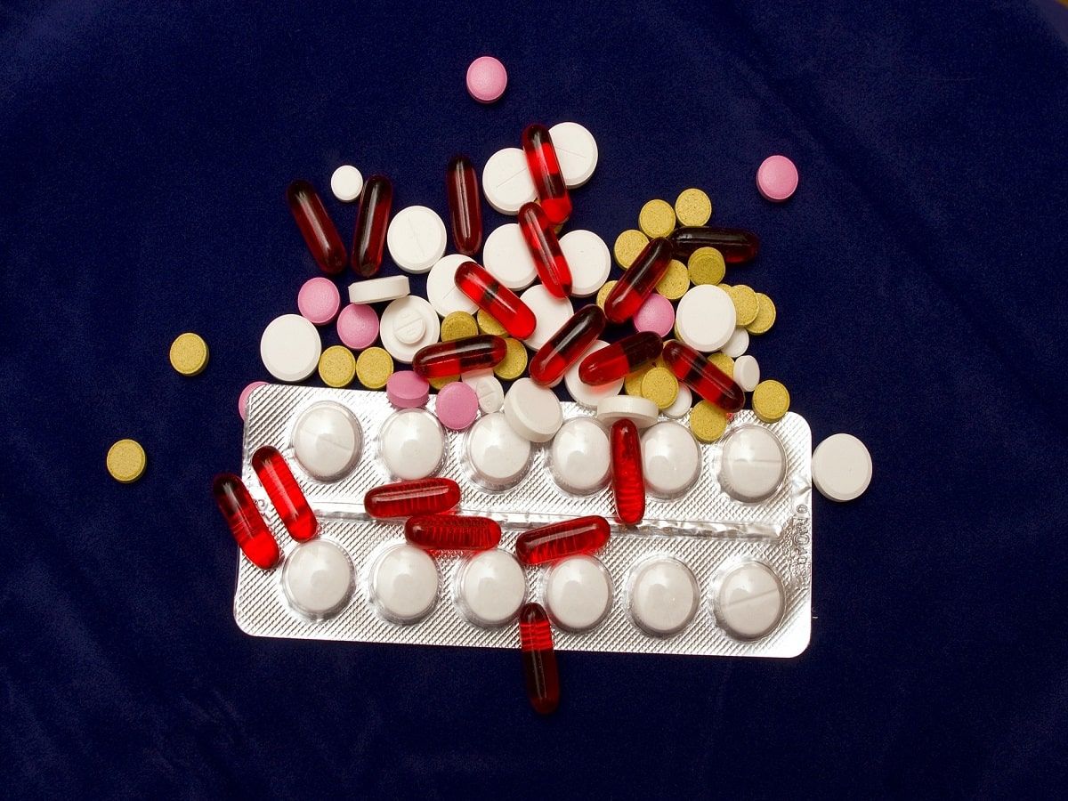 pills painkillers opioids pharmaceutical drugs pharma