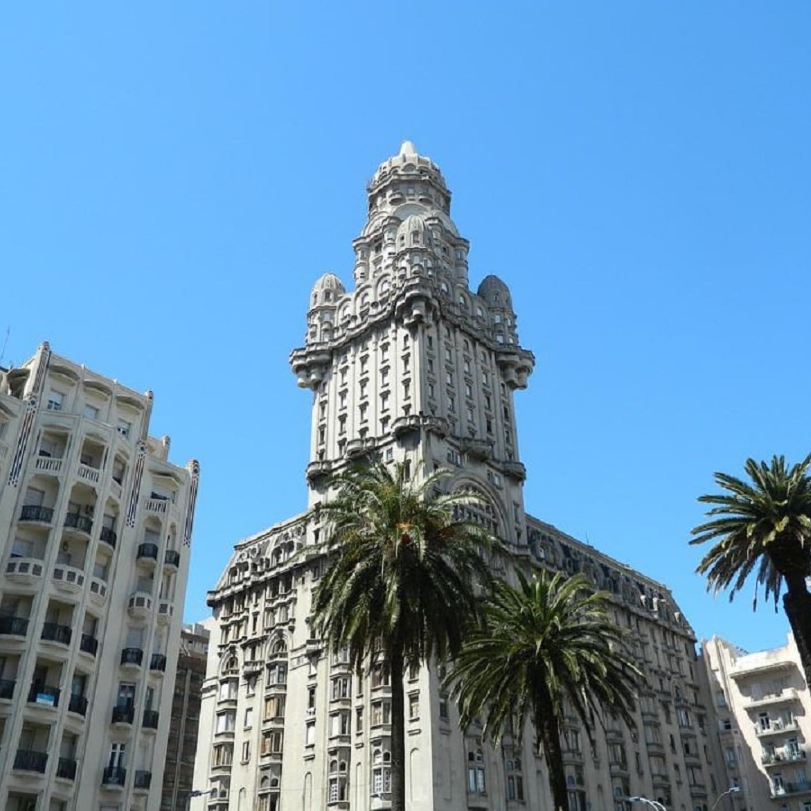Palacio-Salvo-Montevideo-Uruguay-Architecture