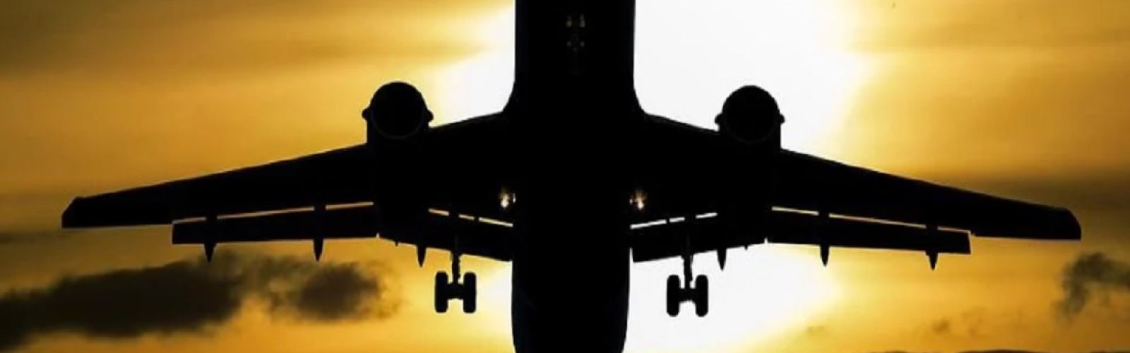 airport airplane