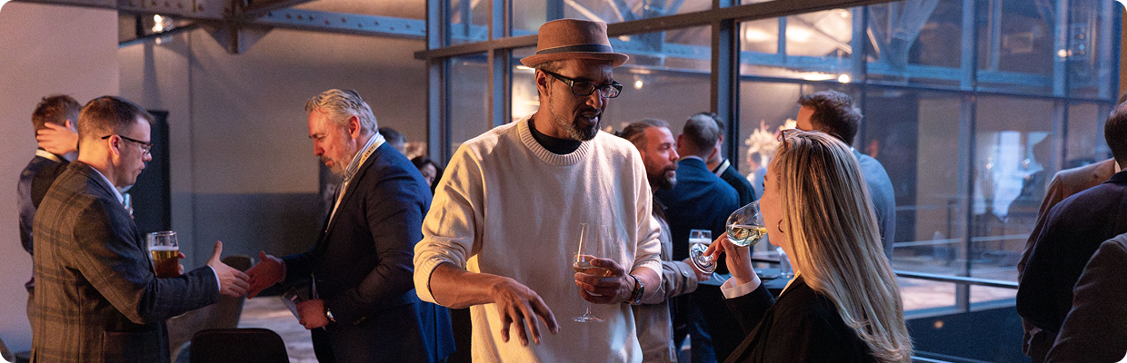 MJBiz and ICBC crowd pics 1