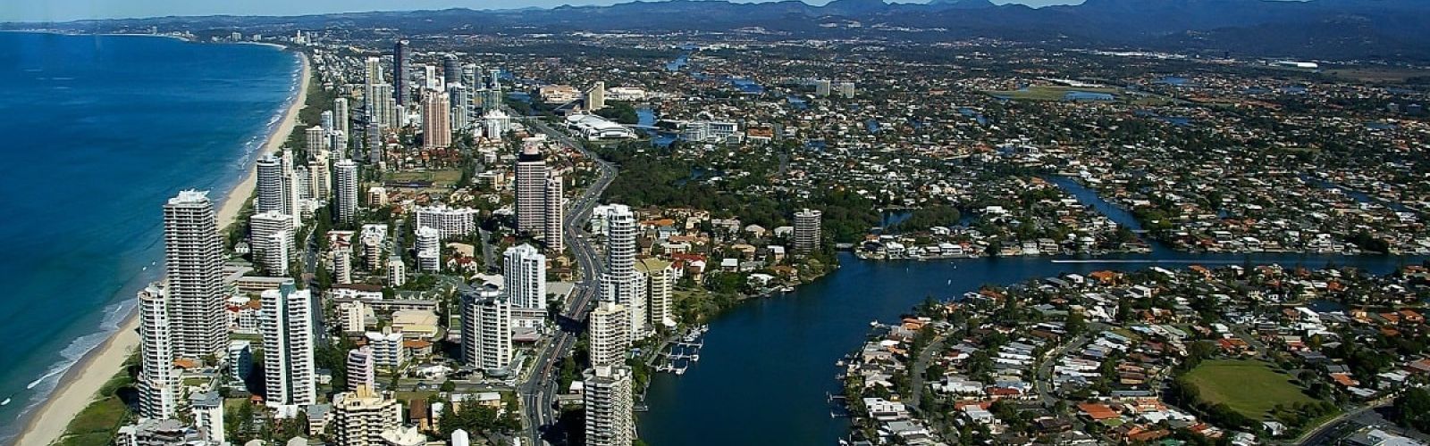 gold-coast-city-queensland-australia-min