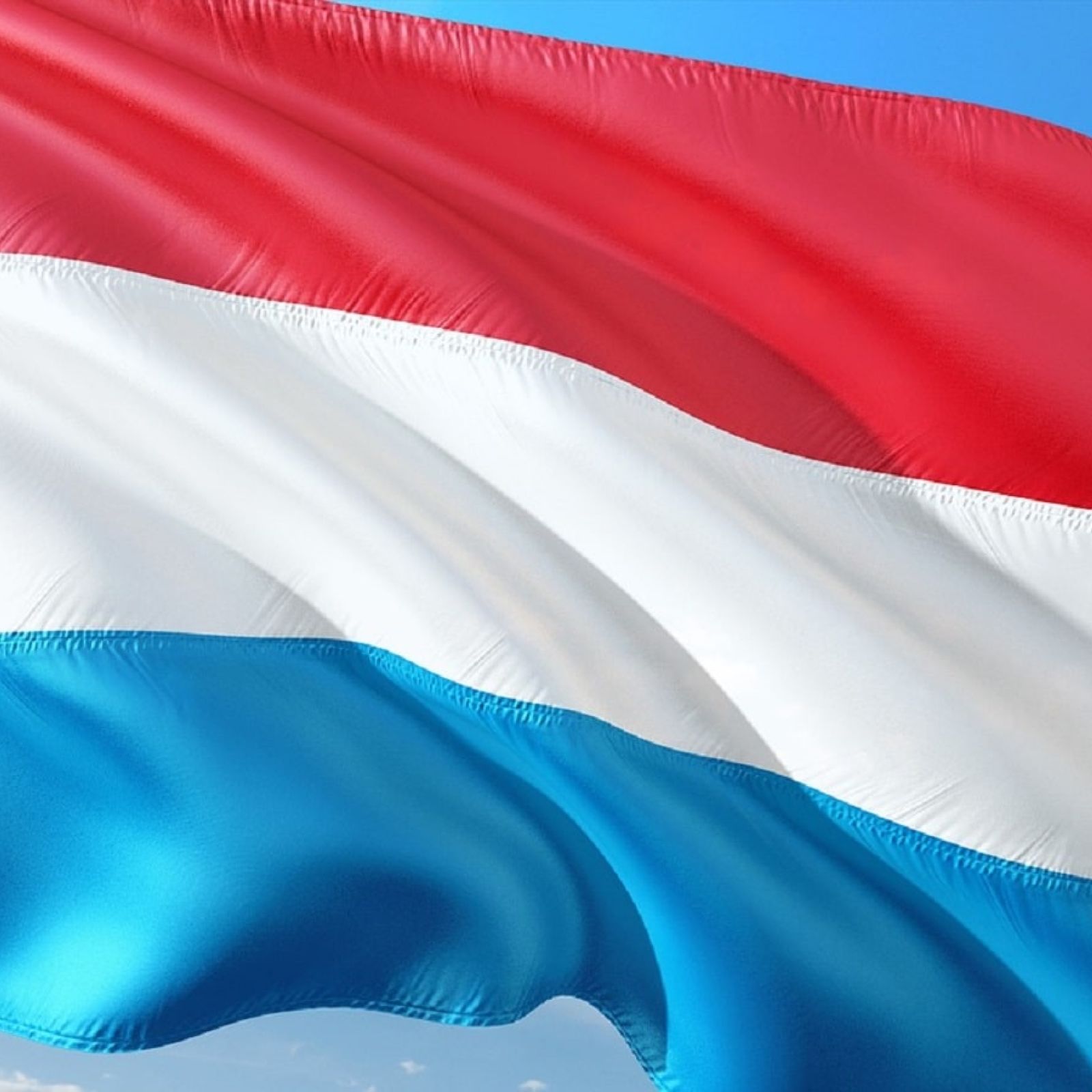 luxembourg flag