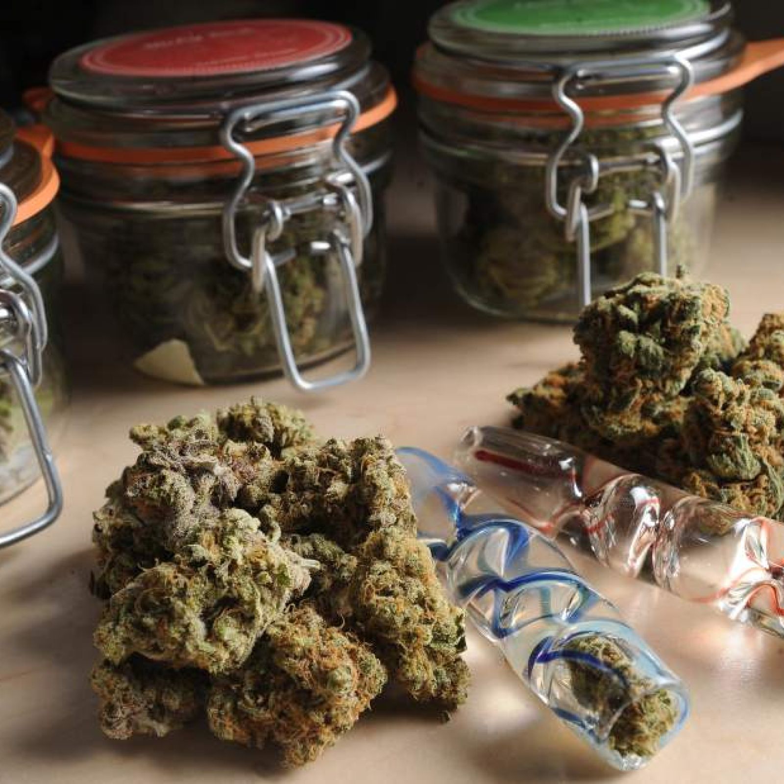 cannabis jars pipes