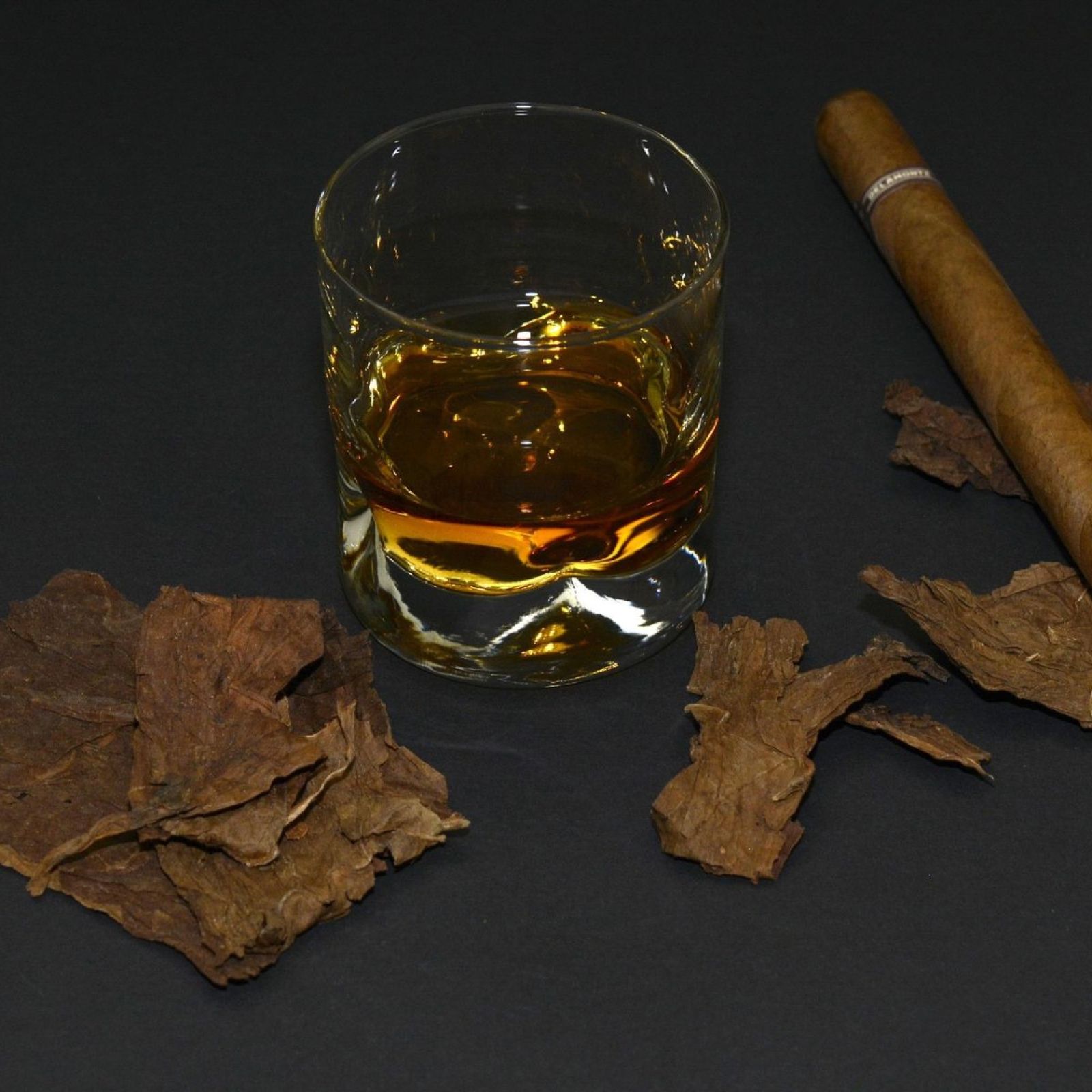 alcohol tobacco