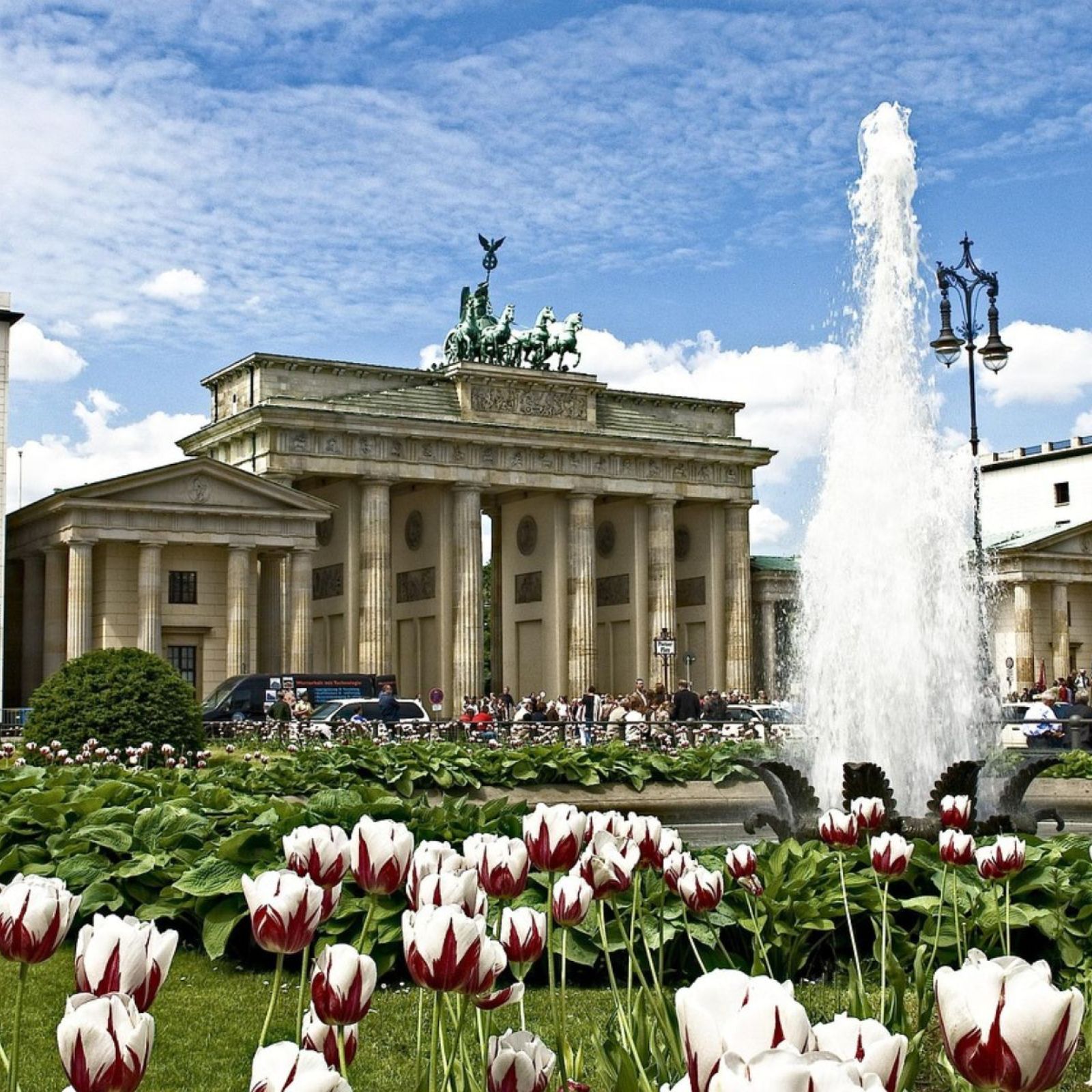 brandenburg gate berlin germany
