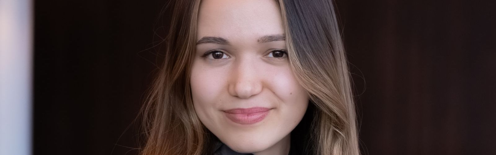 Elizaveta Zharikova International Cannabis Business Conference (1)