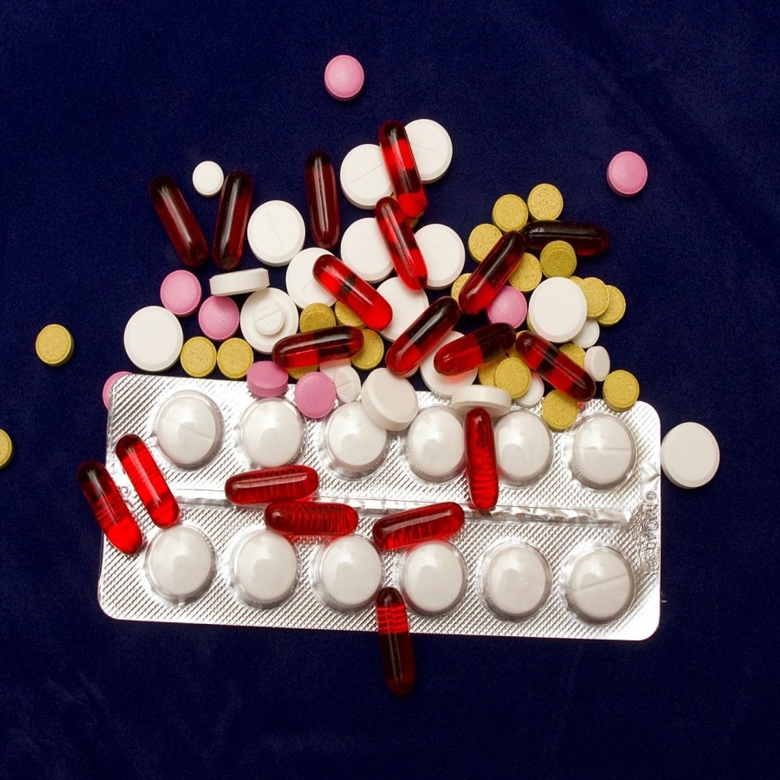 pills painkillers opioids pharmaceutical drugs pharma